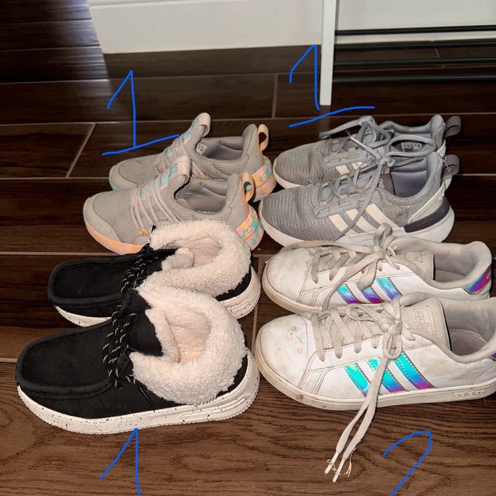 Adidas Sneaker Trio -